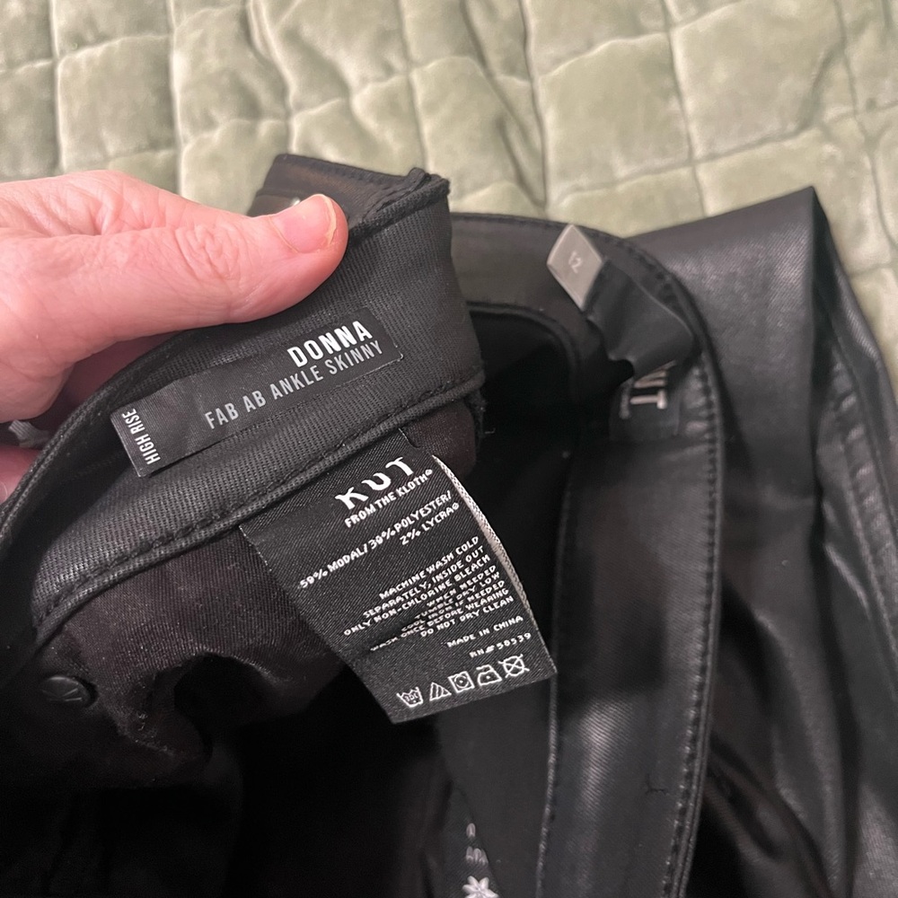 Kut from the Kloth Black Metallic Skinny Jeans - Picture 2 of 3